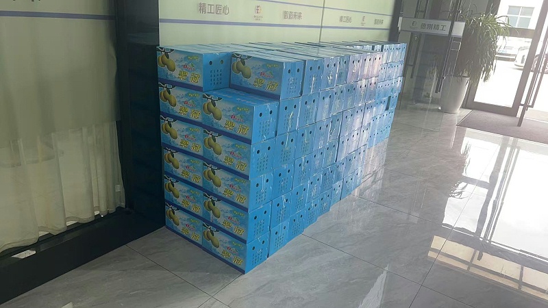 德刚精工关怀员工 以发翠梨传递温暖